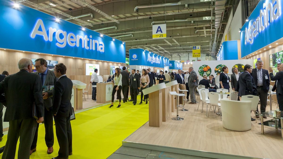 23 empresas nacionales fueron protagonistas en el Pabellón Oficial de Argentina en Fruit Logística 2022.