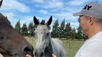 Fernando Burlando se volvió a encontrar con los caballos tras el grave accidente