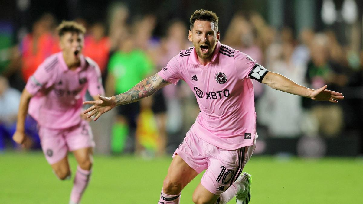 Messi debut&oacute; con un golazo de tiro libre (Foto: Gentileza NA)