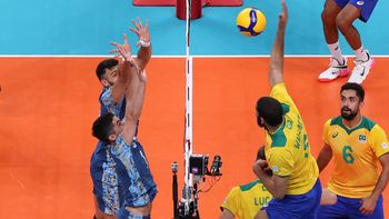 El vóley, cerca del batacazo: Argentina le ganaba 2-0 a Brasil pero se lo dieron vuelta