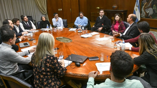 Silvina Batakis designó a su equipo económico y encabezó la primera reunión de gabinete