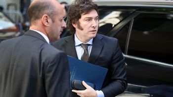 Milei acepta más cambios en la ley ómnibus para mostrar un triunfo ante el FMI y en la nueva gira internacional