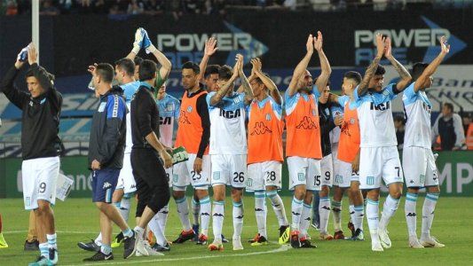 Con uno menos, San Martín de Tucumán lo dio vuelta y le ganó 2 a 1 a Racing
