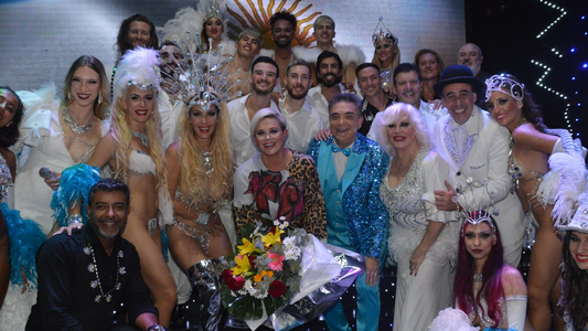 Carmen Barbieri viajó a Mar del Plata y fue a ver la obra de Nito Artaza: fotos y video