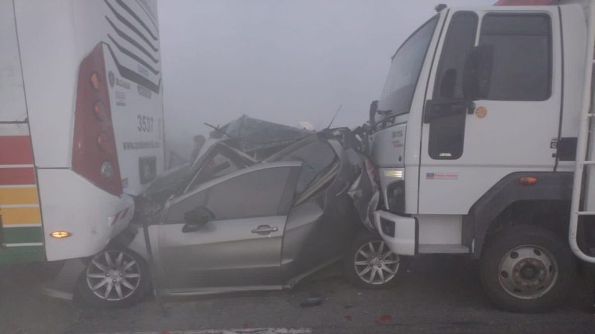 Zárate: dos personas murieron y varias resultaron heridas en un choque múltiple (Foto: NA).