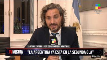 Santiago Cafiero: Tenemos que ganar tiempo para que, en estas 3 semanas, se vacune a la mayor cantidad de población mayor de 70 años. Santiago Cafiero: Tenemos que ganar tiempo para que, en estas 3 semanas, se vacune a la mayor cantidad de población mayor de 70 años.