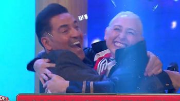 La noche del domingo: hizo un avión de papel tan perfecto que se llevó un 0 kilómetro