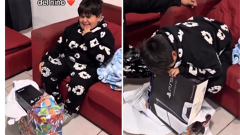 El nene rompió en llanto al ver el regalo y su reacción emocionó a miles en redes sociales.
