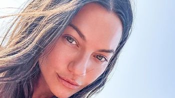 El topless de Sofía Jujuy Jiménez para olvidarse de la infidelidad de Bautista Bello: Sana, sana...