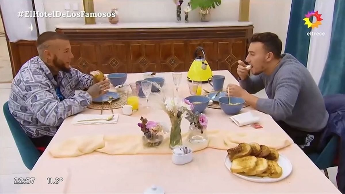 El &uacute;ltimo desayuno de Alex Caniggia y Mart&iacute;n Salwe, antes de la gran final de El hotel de los famosos.&nbsp;
