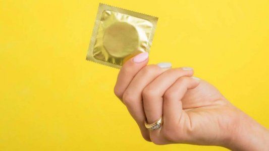 Preservativo semáforo que cambia de color si detecta enfermedades sexuales