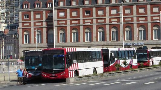 El Gobierno dictó conciliación obligatoria y se levantó el paro de colectivos de la UTA