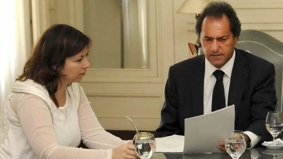 La mirada de Daniel Scioli sobre la nueva ministra de Economía: Batakis está en contacto con la economía real.&nbsp;