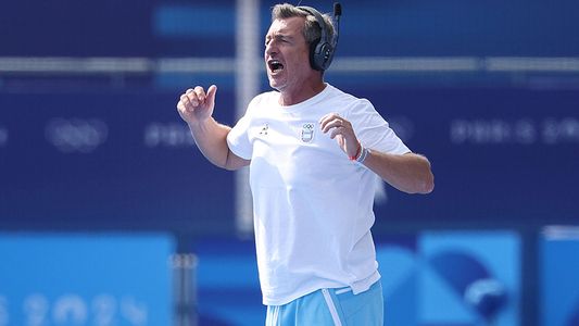 El sentido mensaje del DT de Las Leonas tras ganar la medalla de bronce: Hicieron un...