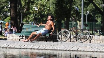 Alerta naranja por temperaturas extremas en dos provincias y amarilla en quince