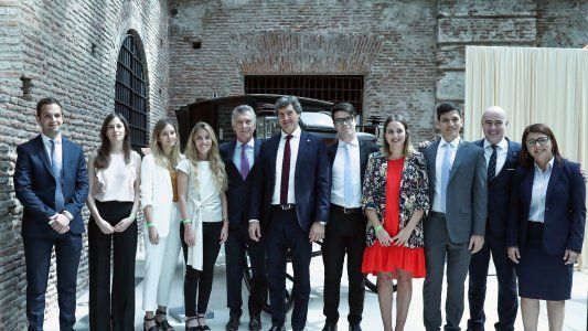 En su despedida ante los abogados del Estado, Macri prometió cuidar la república