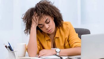 ¿Mes raro y agotador? Por qué muchas personas están sintiendo cansancio en marzo, según la astrología