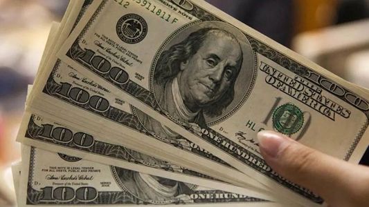 El dólar pasó la barrera de los $1.000