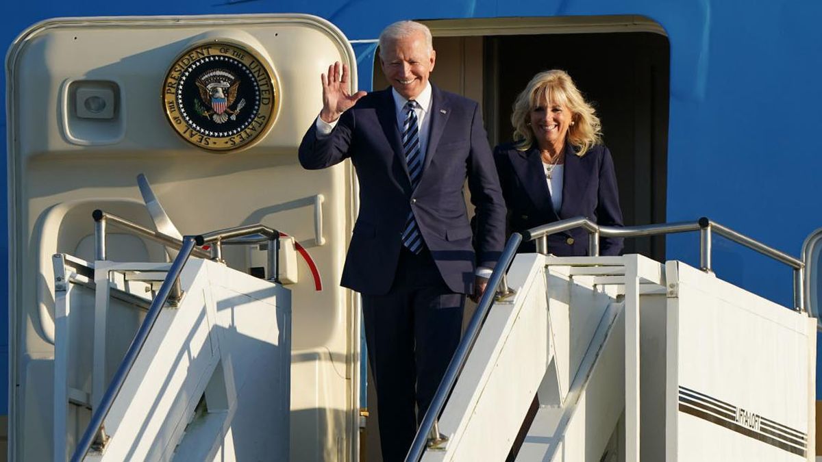 Joe Biden llega para participar de la cumbre del G7 con su plan de donación de vacunas (Foto: AP).