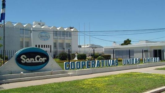 Conflicto lechero: anunciaron un paro de 48 horas por un reclamo en una de las principales compañías