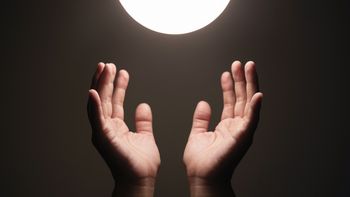 Reiki: el truco en la palma de tu mano que mejorará tu bienestar