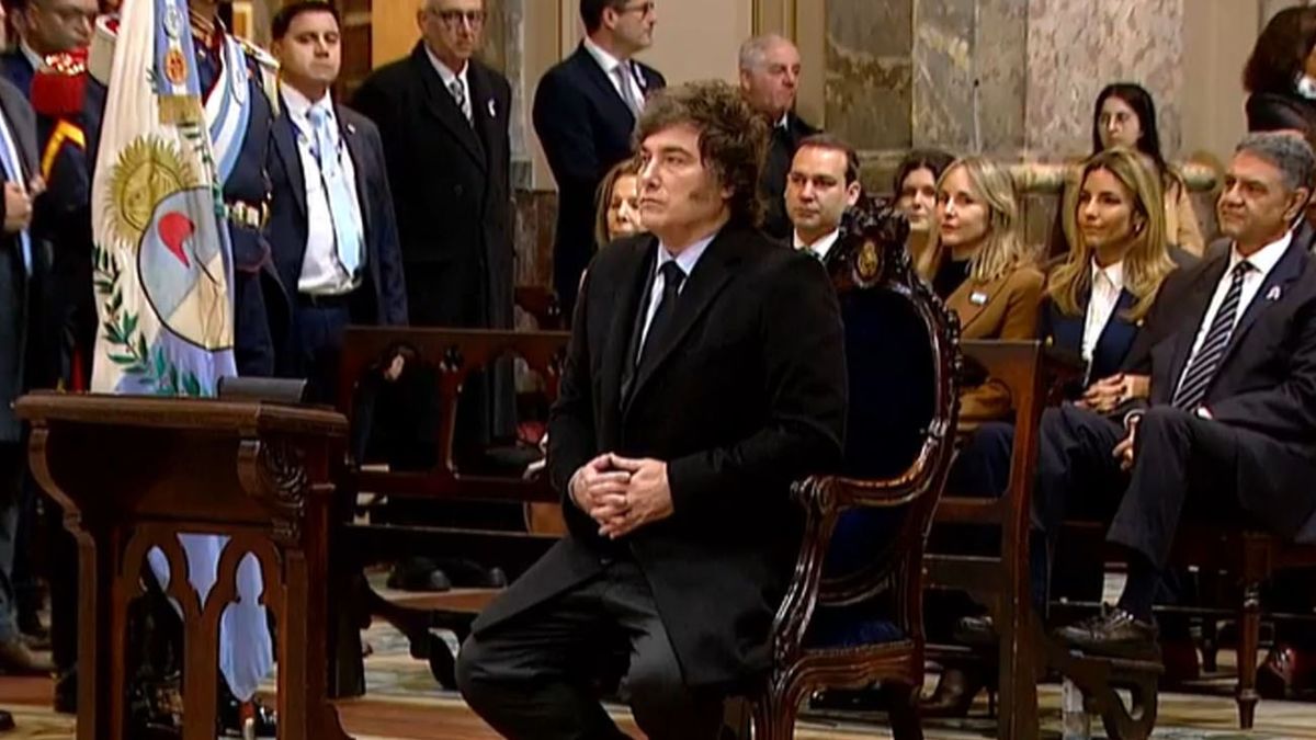 Roma no paga traidores: el mensaje de Milei después de no haber saludado a Jorge Macri (Foto: captura)