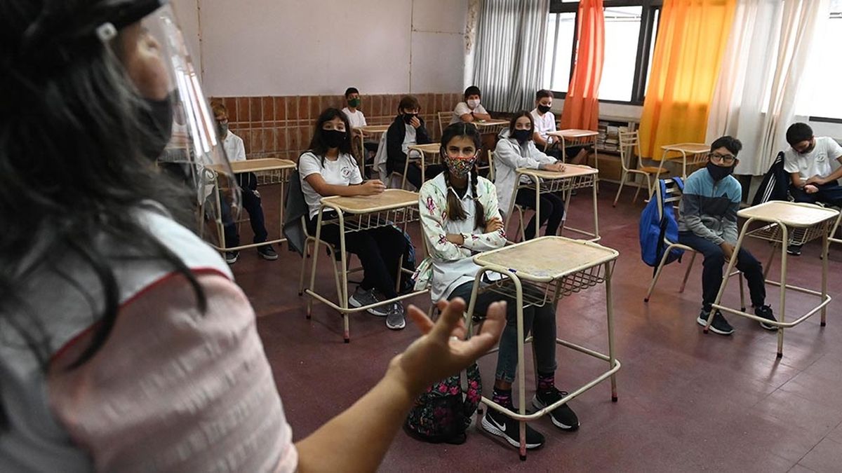 Retorno de clases presenciales con protocolo por la pandemia de Covid-19.