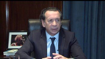 Papelón: el ministro Sica dijo que aumentarían un 20% a los jubilados y tuvieron que salir a corregirlo