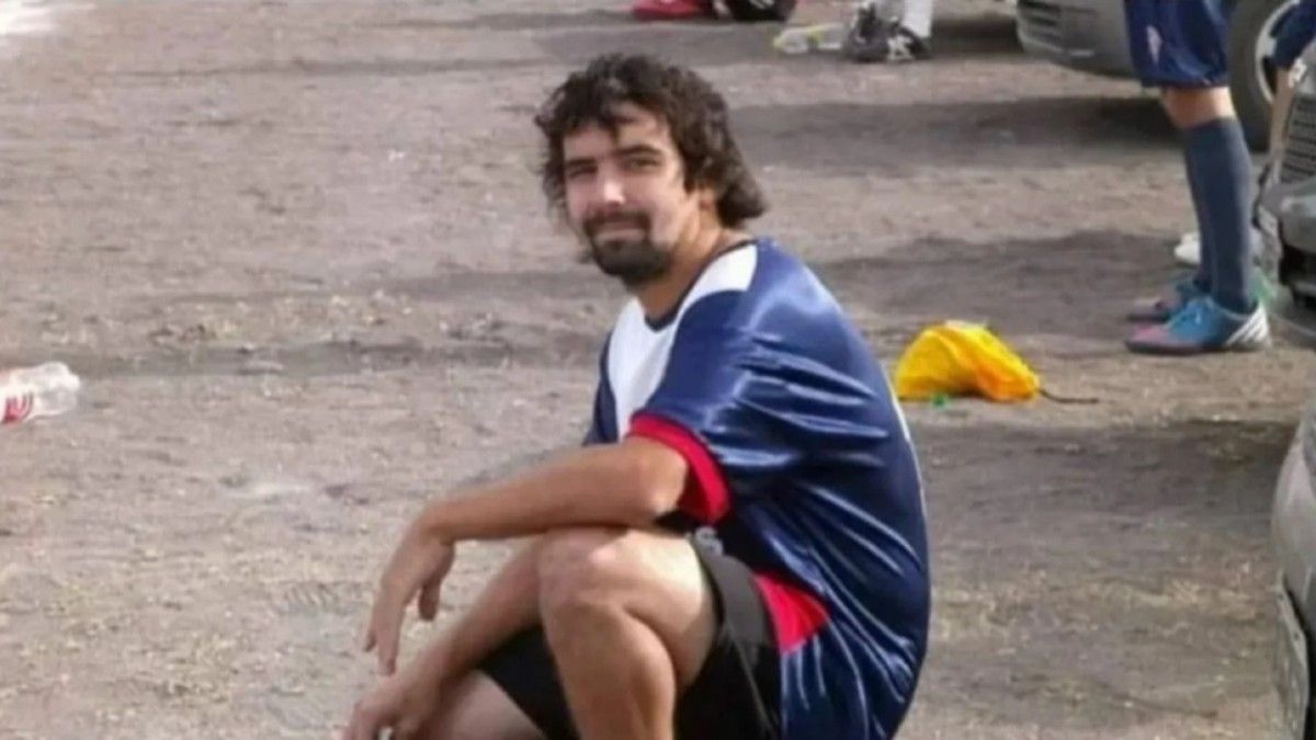 Pablo Fernández tenía 41 años y murió atragantado por un trozo de carne mientras comía un asado en familia.&nbsp;
