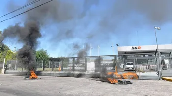 Conflicto en FATE: el sindicato denunció que la empresa incumplió con la conciliación obligatoria