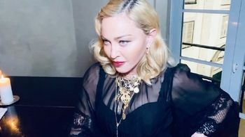 La foto semidesnuda de Madonna al borde de la censura en las redes