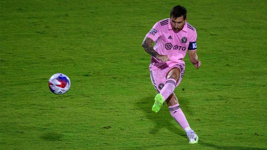 ¿Messi hizo trampa? El video que manda al frente a la Pulga