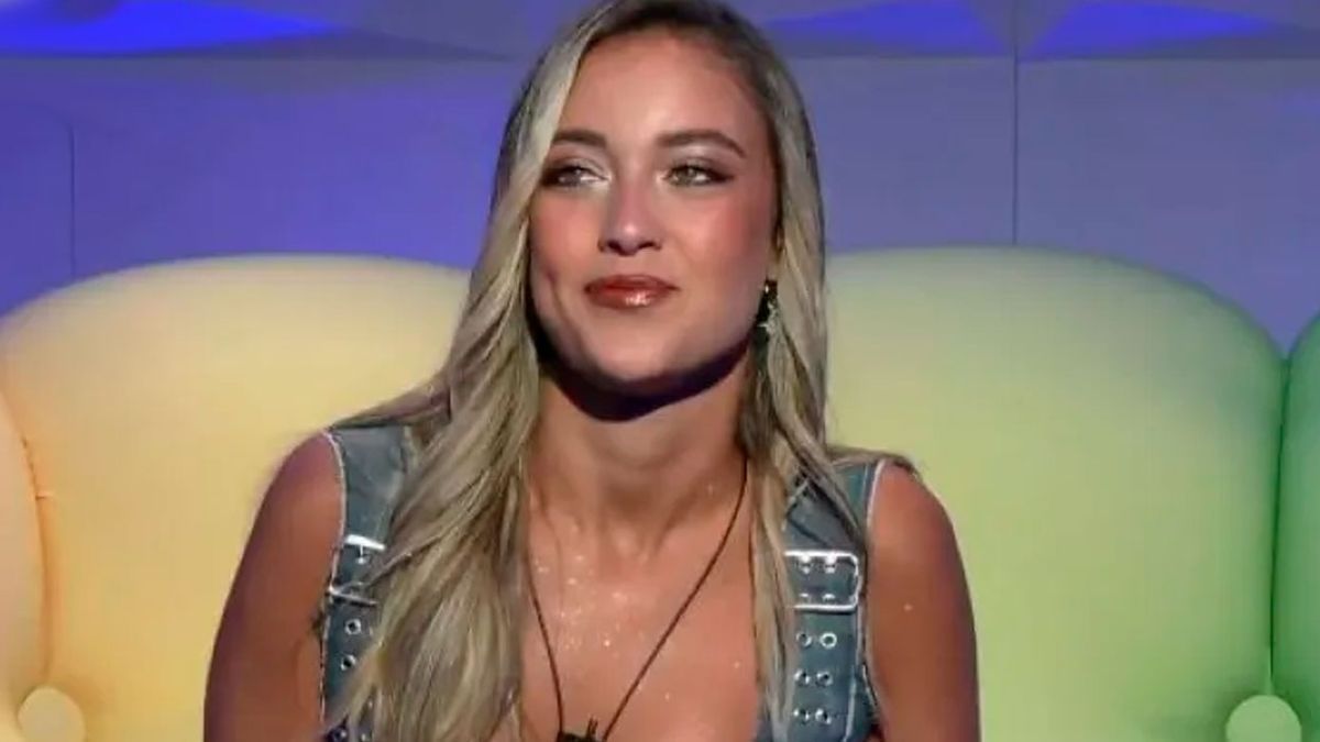 Gran Hermano: Pescaron a Florencia tocándose sus partes íntimas mientras cocinaba
