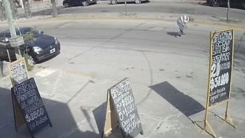 Atropelló a una mujer de 84 años y huyó: lo buscaron tres días y lo detuvieron. (Foto: captura de video)