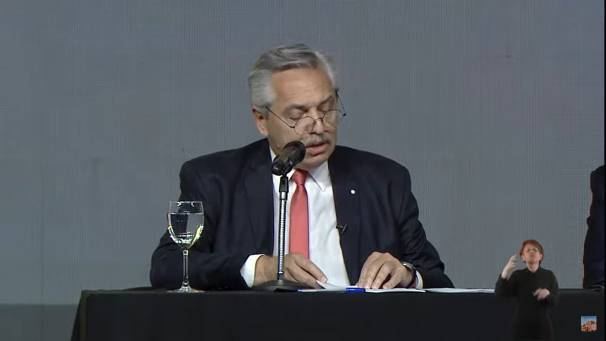 Alberto Fernández cerró la convención anual de la Cámara Argentina de la Construcción  (Foto: Captura).