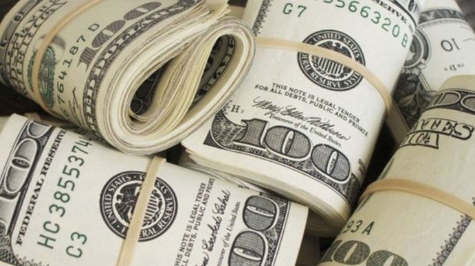Dólar y dólar blue: a cuánto cotizan este jueves en plena tendencia alcista