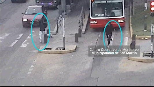 Persecución, choque y fuga a pie: así detuvieron a dos motochorros en San Martín