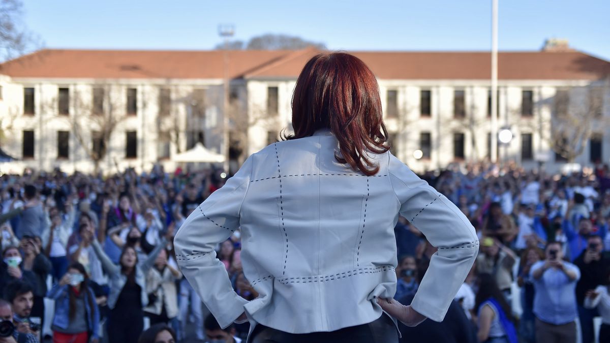 Cristina Fern&aacute;ndez de Kirchner en la ex Esma. Foto de T&eacute;lam.