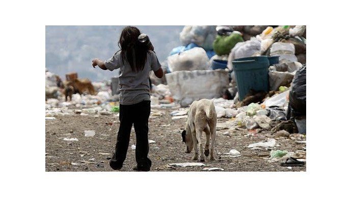La OMS dice ahora que no recomienda el aislamiento para frenar el Covid-19: Es hacer que la gente pobre sea muchísimo más pobre”