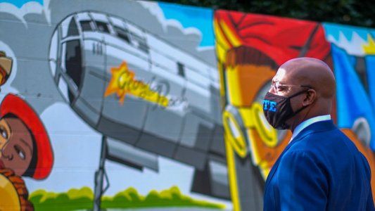 Elecciones en Georgia: los demócratas se aseguran un senador y están cerca de sumar la segunda banca en juego