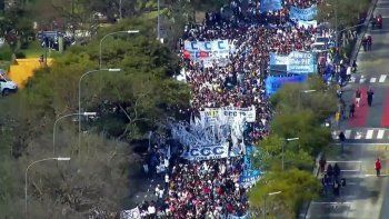 Movimientos sociales: otro día de cortes y ollas populares y marcha al Congreso