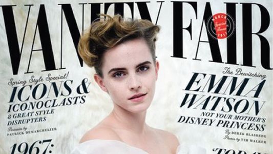 Emma Watson sorprende con un toples para la revista Vanity Fair