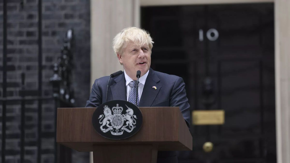 ¿Se repetirá esta imagen? Boris Johnson habla como primer ministro en el 10 de Downing Street. Quiere volver al poder (Foto: Gentileza The Independent)