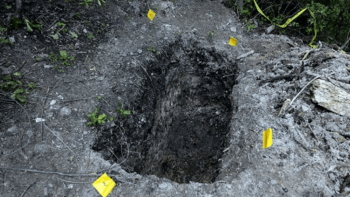 en un operativo por una secta religiosa hallaron una fosa con cadaveres de nenes