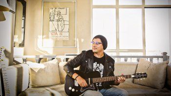 Cristian Larrosa, el músico y empresario argentino que conquistó los Latin Grammy 2020
