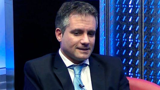 Incidentes en el consulado de Chile: el gobierno porteño responsabilizó a grupos anarquistas y no habló de la CTEP de Grabois