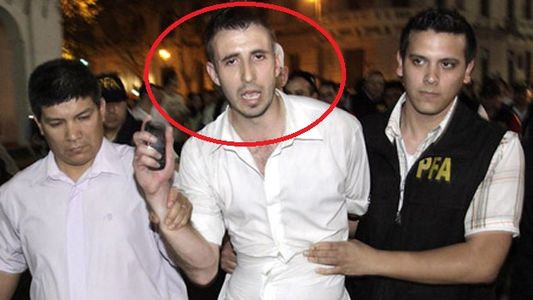 Este es el joven que golpeó a un periodista durante el 8N