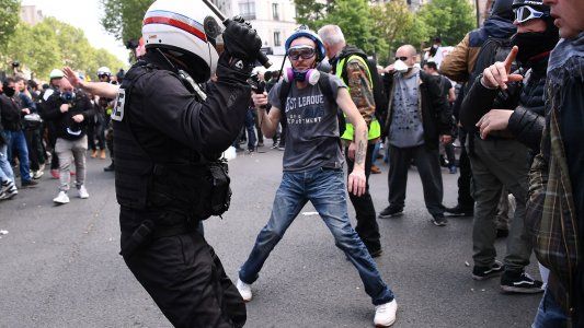 Más de 160 detenidos en París durante la marcha por el Día del Trabajador