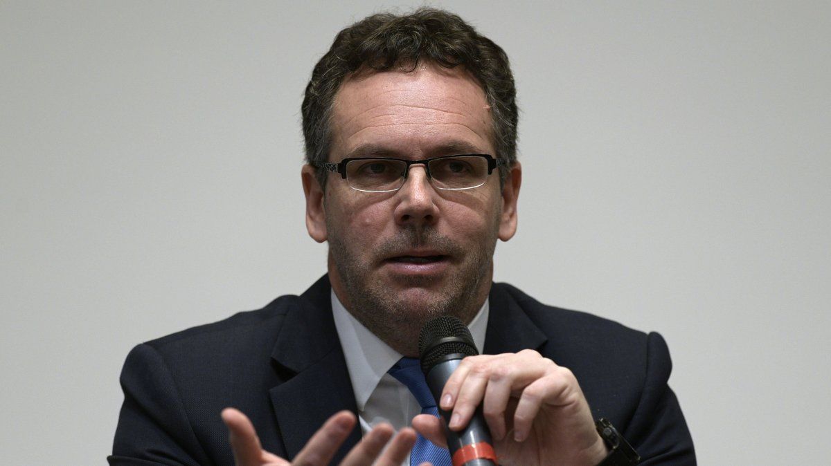 El presidente del BCRA aseguró que hay dólares para llegar al 10 de diciembre