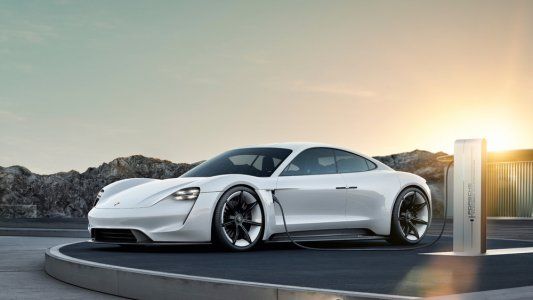 Porsche y los puntos de recarga para autos eléctricos en la Argentina
